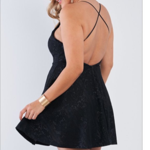 Black Floral Lace Square Neckline Criss-Cross Open Back Flare Mini Dress – Plus - Picture 2 of 10